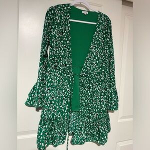 💚🖤 Green Leopard Ruffled Bell Sleeve Dress 🖤💚